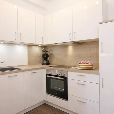 Apartment Hafenromantik Und Wasser Satt, Luxus-appartement Im Historischen Speicher